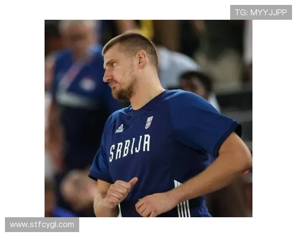 马龙称赞约基奇持续性 强调能执教其十年是荣幸