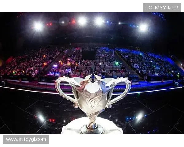 海港重返大连人主场再掀夺冠记忆历史重演还是复仇成功荣耀见证新王登顶